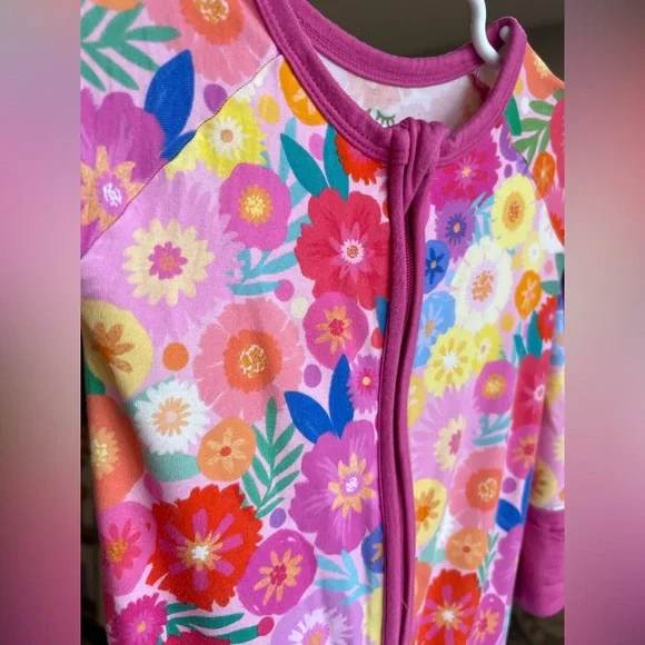 Little Sleepies Rainbow Blooms Zippy Pajamas Size 12-18M GUC - Picture 3 of 8